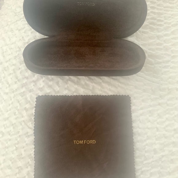 SOLD! Tom Ford Sunglass Case with Cleaning Cloth - Picture 2 of 3